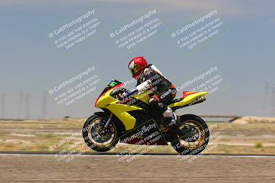 media/Jul-22-2022-TrackDaz (Fri) [[ca4971259a]]/Group B/130pm (Wheelie Bump)/